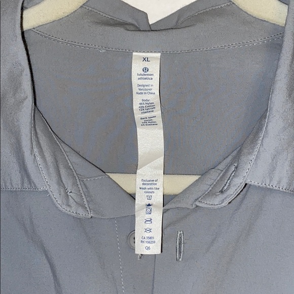 LULULEMON BUTTON UP - Picture 3 of 3